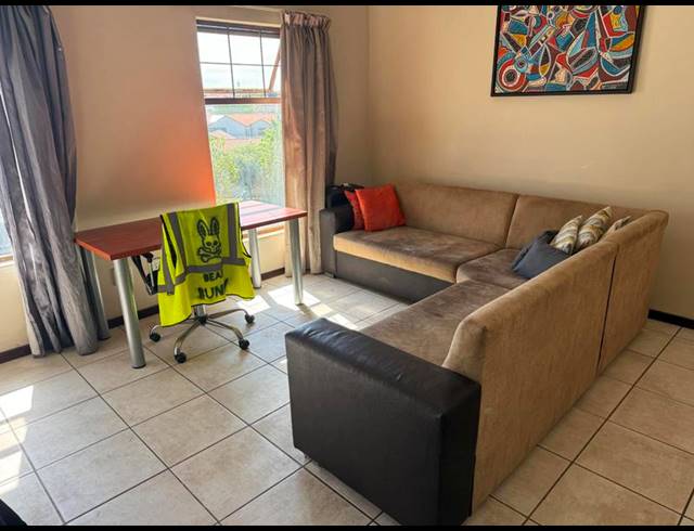 1 BEDROOM APARTMENT FOR SALE IN SUMMERFIELDS ESTATE